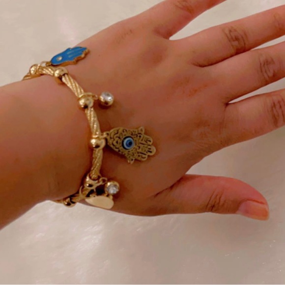 Gold Bangle Bracelet - Picture 6 of 8